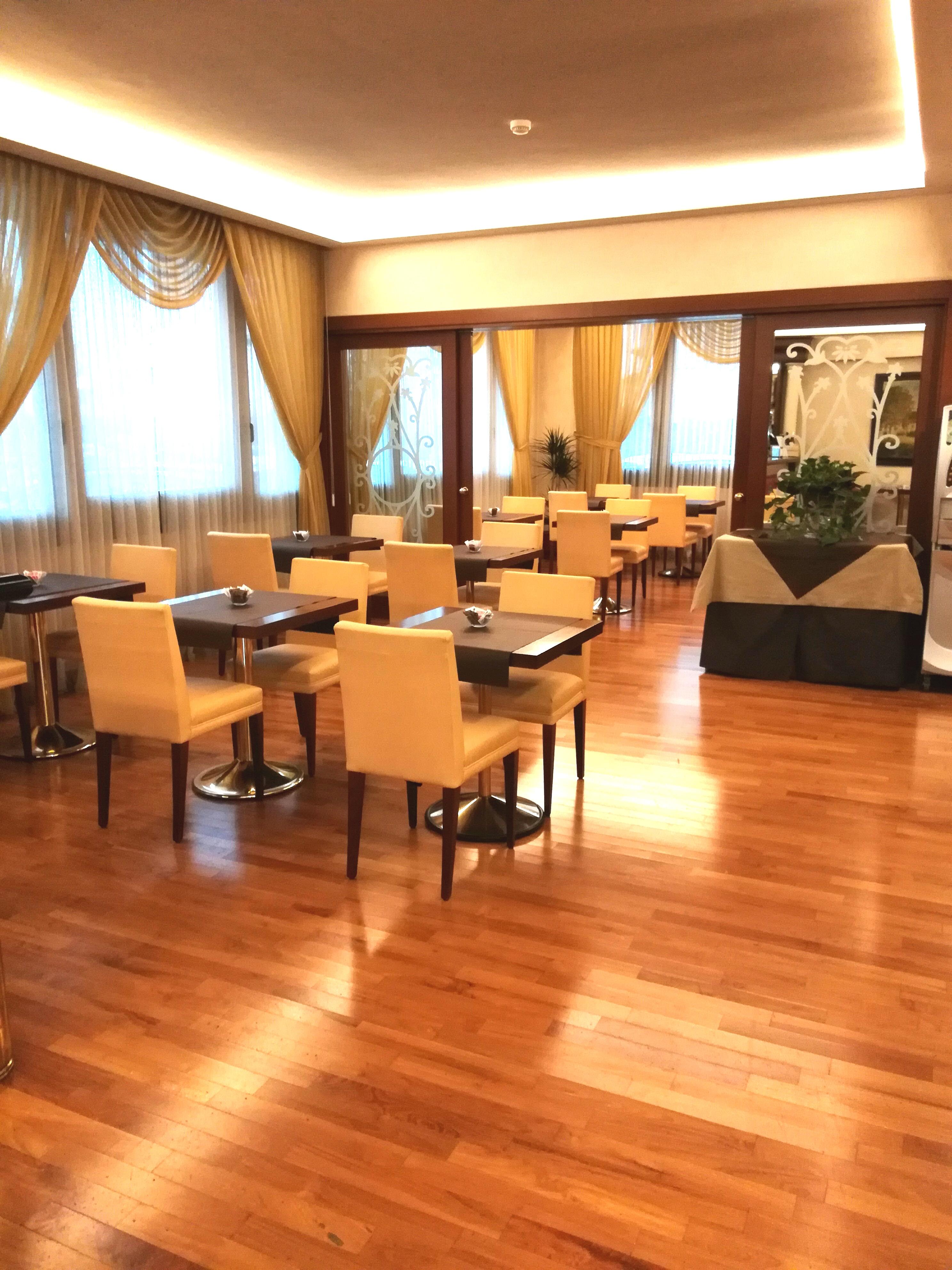 Ih Hotels Padova Admiral エクステリア 写真